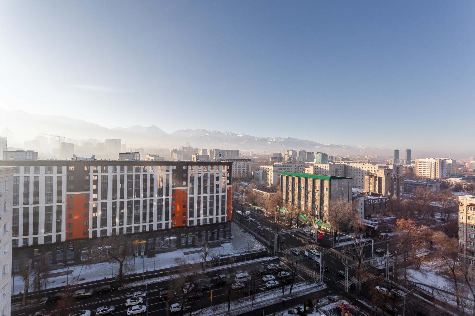 Quartira S Vidom Na Gory Appartement Alma-Ata Buitenkant foto